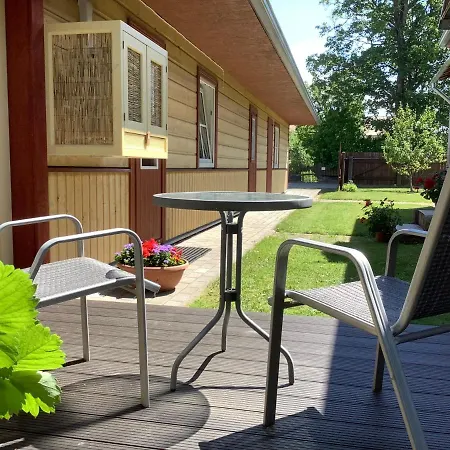 Guest house Parna & *