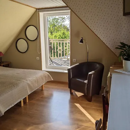 Guest house Parna & *