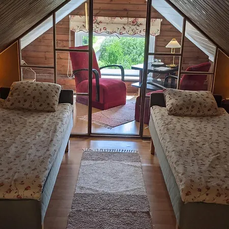 Paerna & * Kuressaare