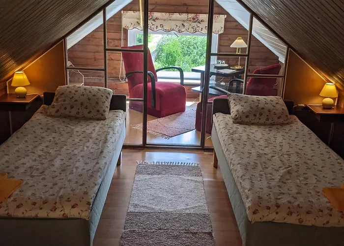 Paerna & * Kuressaare